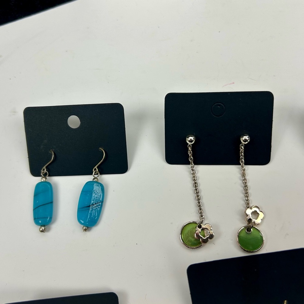 Earring lot - Picture 2 of 5